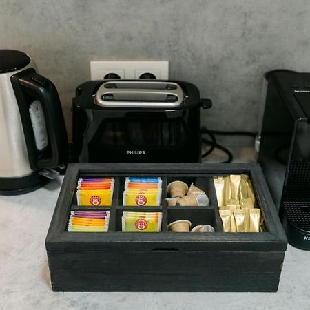 Cozy Apt Perfect For 4-6 Tv Metro Self-Checkin Wien Ngoại thất bức ảnh