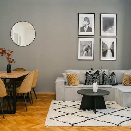 Cozy Apt Perfect For 4-6 Tv Metro Self-Checkin Wien Ngoại thất bức ảnh