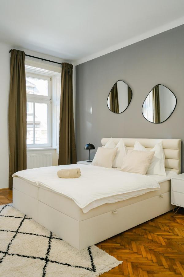 Cozy Apt Perfect For 4-6 Tv Metro Self-Checkin Wien Ngoại thất bức ảnh