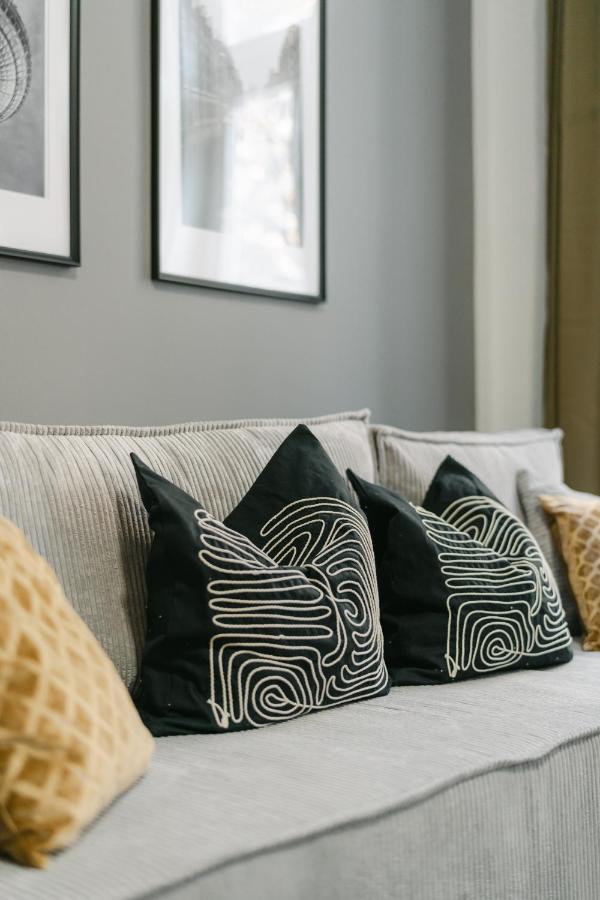 Cozy Apt Perfect For 4-6 Tv Metro Self-Checkin Wien Ngoại thất bức ảnh