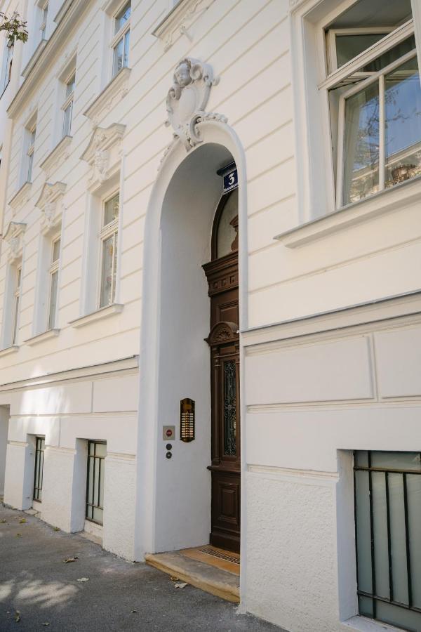 Cozy Apt Perfect For 4-6 Tv Metro Self-Checkin Wien Ngoại thất bức ảnh